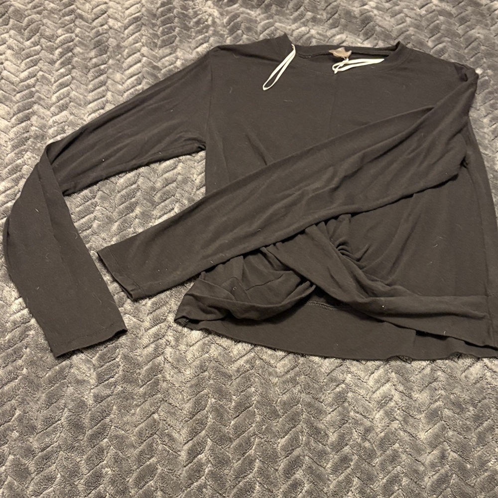 CALIA by Carrie Underwood Black Long Sleeve Sweatshirt